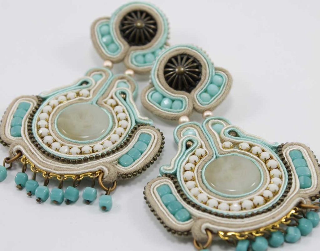 Pendiente-soutache-Jazmin-2