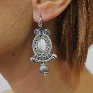 Pendientes-soutache-Aira-Gris-1